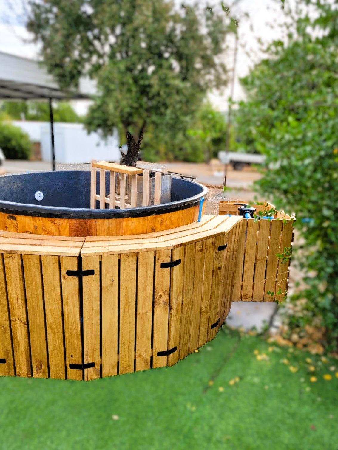 🛡️ Rejilla de Madera Protectora para Manifold
