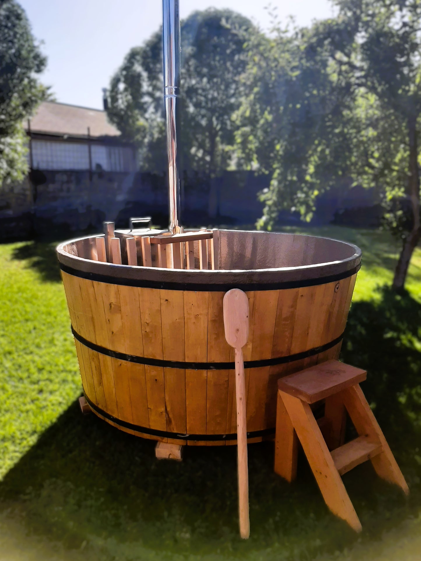 🌿 Tina Clásica de Madera de Ciprés + Fibra de Vidrio