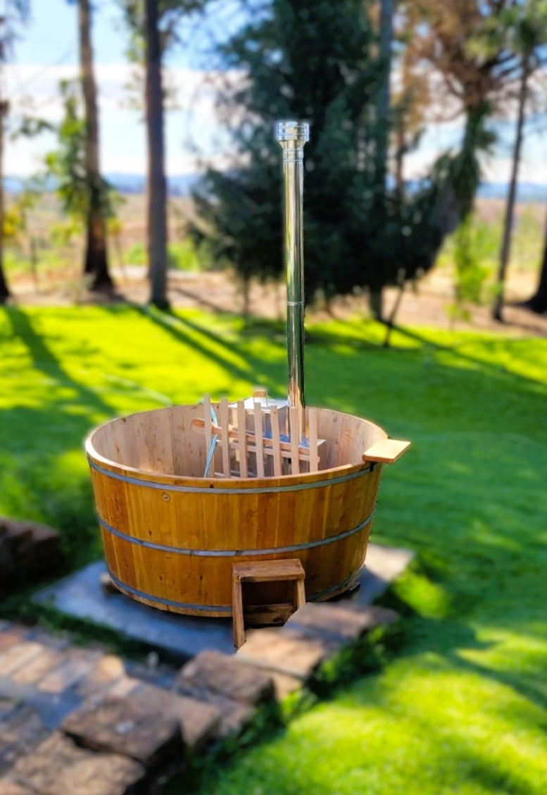 🌿 Tinas Calientes Clásicas en Madera de Ciprés.