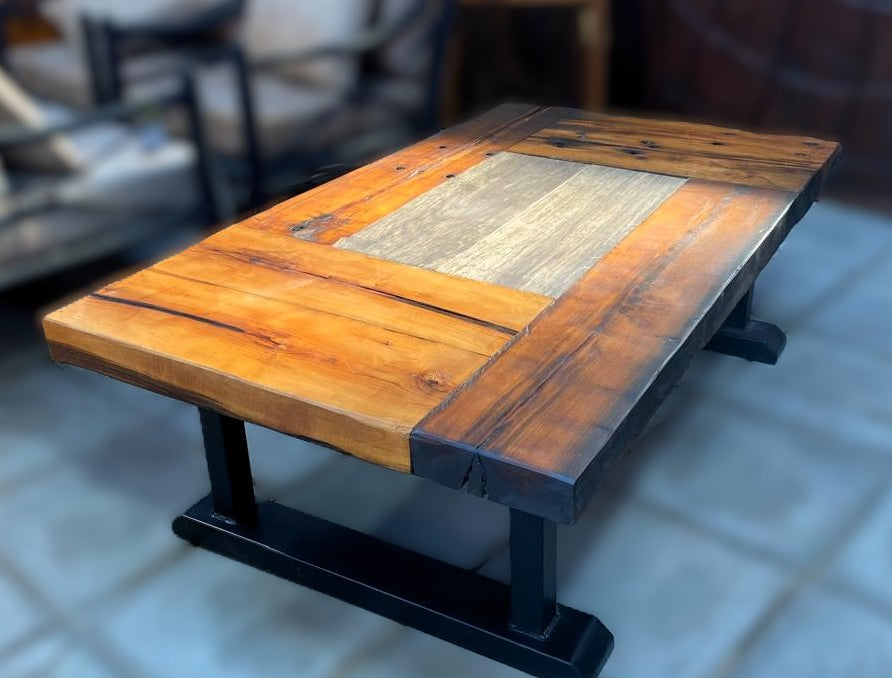 🪵 Mesa de Centro en Madera de Durmientes Ceramicas