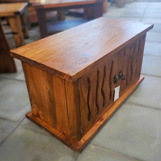 MESA CENTRO PUERTAS AMBOS COSTADOS
