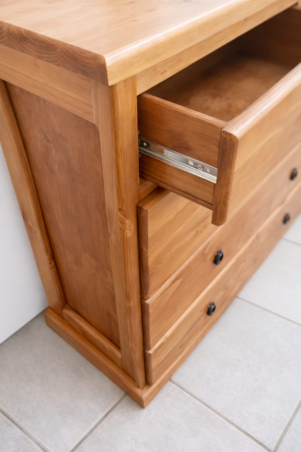 🌿 CÓMODA EN PINO NATURAL